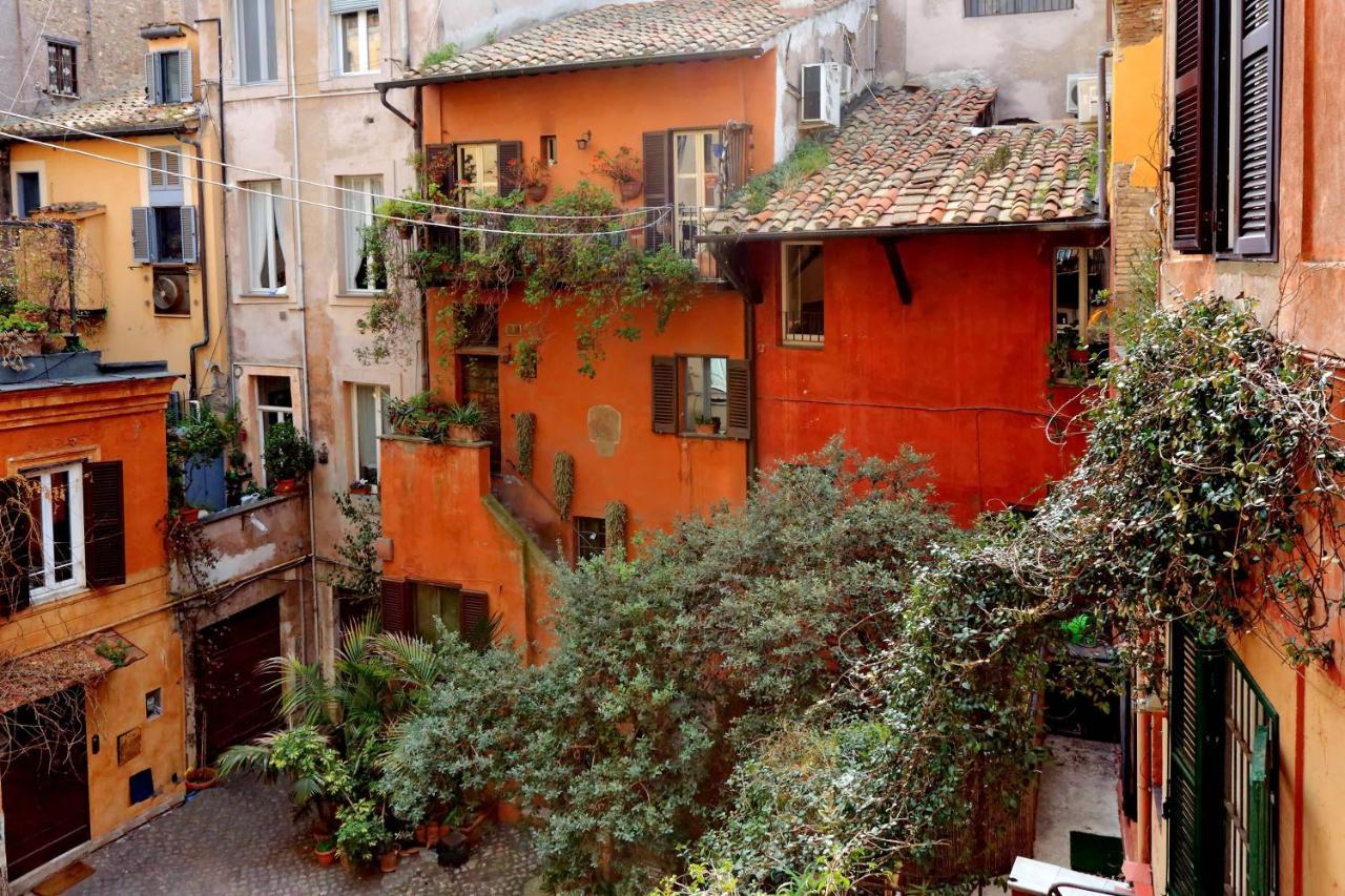 Pellegrino Apartment
