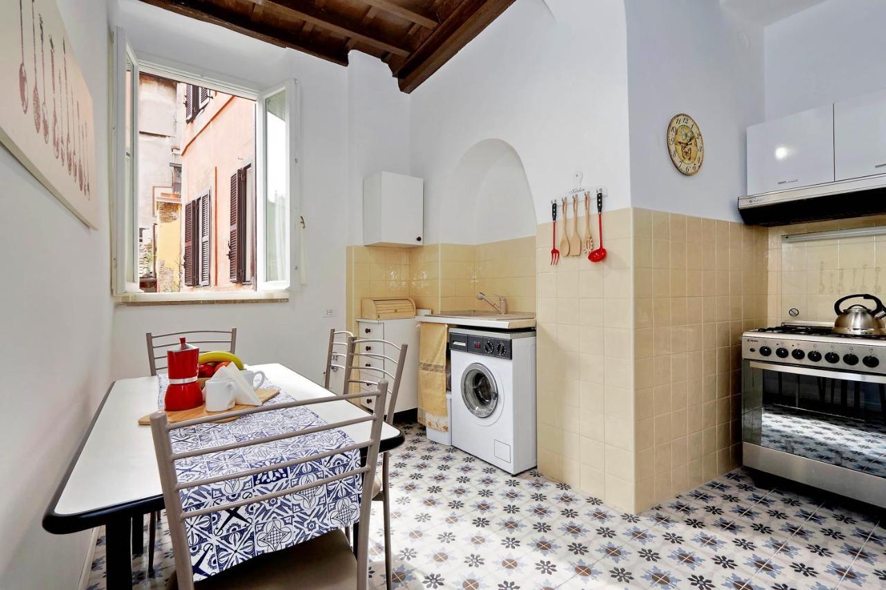 Pellegrino Apartment *